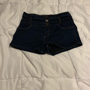 blue high waisted jean shorts